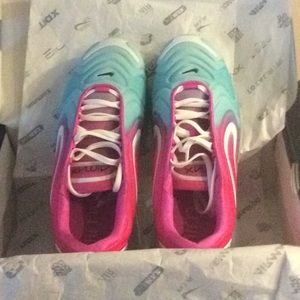 Ladies W AIR MAX 720 size 10